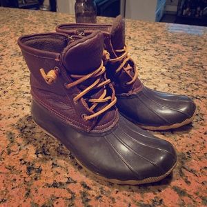 Women’s Sperry Bean Boots, Size 8, insulated!